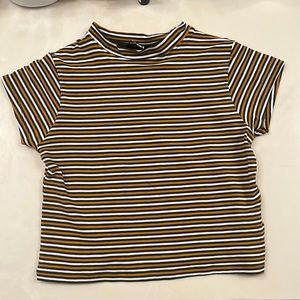 Striped, cropped tight fitting t-shirt